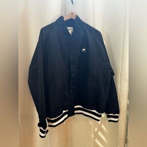 Nike Air Varsity Jacket Therma-Fit black sz m small & large